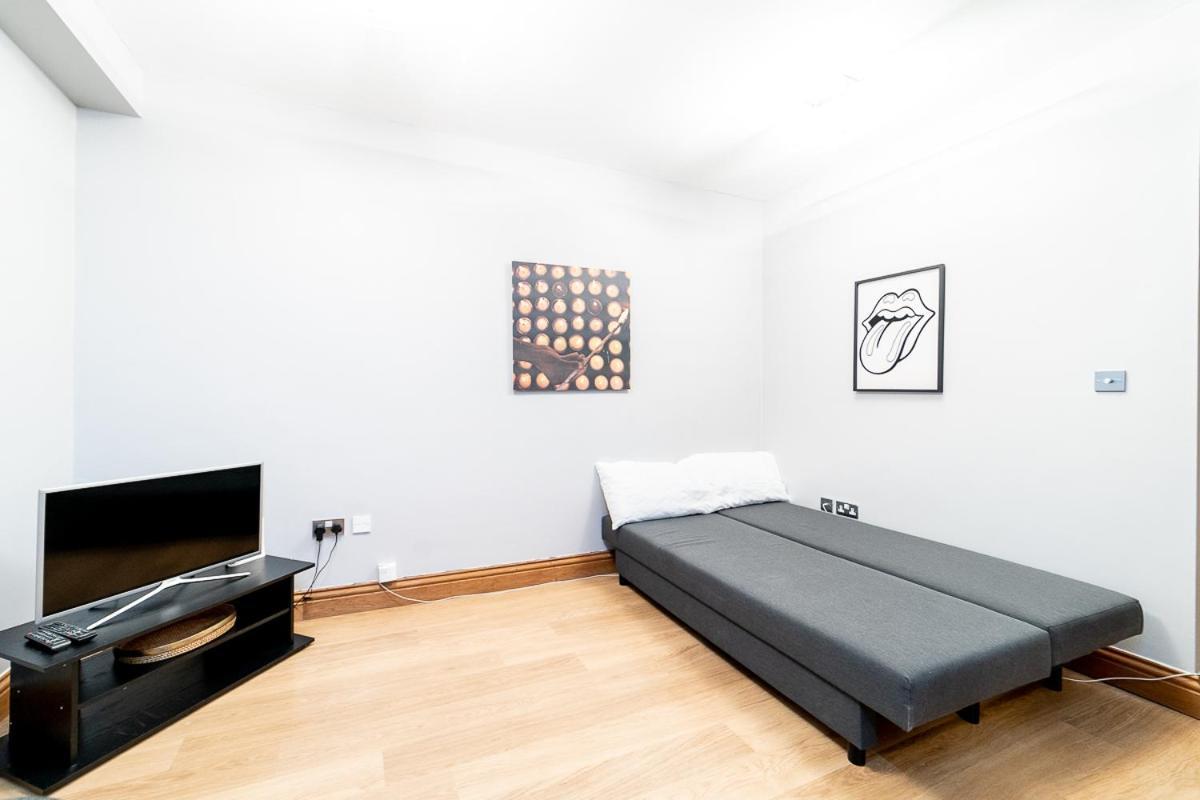 London Studio Apartment Exterior photo